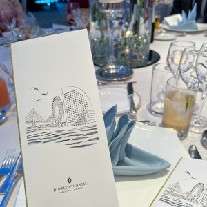 テーブルの雰囲気&ペーパーアイテムです。|760507さんのヨコハマ グランド インターコンチネンタル ホテルの写真(2556305)