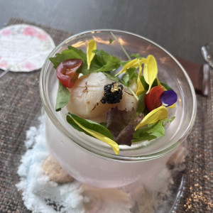 開けると煙がでる前菜|760579さんのMEDI（メディー）の写真(2505691)