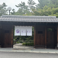 駐車場から見た会場