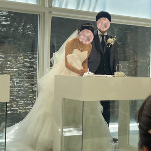 結婚の署名をしているところ|760736さんのハミングプラザVIP新潟の写真(2487182)