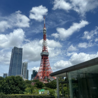 チャペルまでの動線から見える東京タワー
