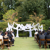 挙式はガーデンにて