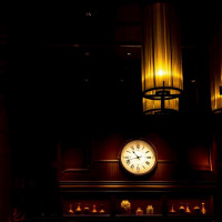 ホテルエントランスからすぐのロビー