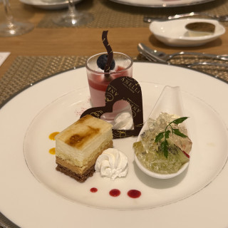 試食