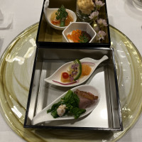 前菜のお重