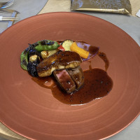 試食で食べたフォアグラと牛です。口の中でとろけました。