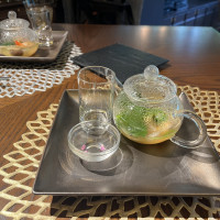 コンソメスープの土瓶蒸し仕立て
