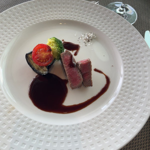 お肉料理です|761318さんのノートルダムマリノア/FIVESTAR WEDDINGの写真(2489809)