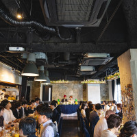 会場