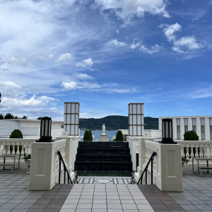 大聖堂の外の景色|761398さんのノートルダムマリノア/FIVESTAR WEDDINGの写真(2490097)