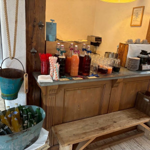 待合室ドリンクコーナー
ジェラートもその場で作ってくれてまし|761427さんのBARN&FOREST148〜バーン&フォレスト148〜の写真(2490297)