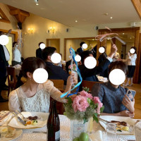 ゲストには青(男の子)とピンク(女の子)のリボンを配った
