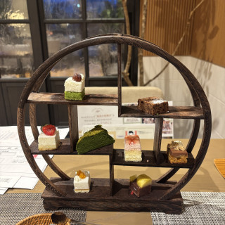 デザートビュッフェのケーキ試食。全部美味しかったです。