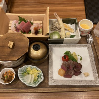 コースに使用されている食材を使ったお膳です。