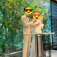 バックの植物が素敵でした