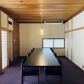 和洋の個室があり、待合や更衣室として使えるそうです