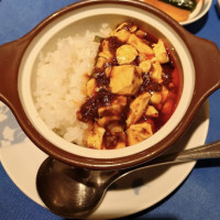 麻婆豆腐がメニューにあるのが意外でした！美味しいです！