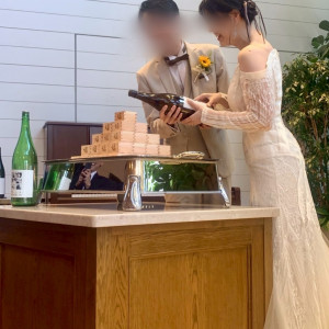 ケーキ入刀ではなく、日本酒タワーをして私たちらしく|761717さんのInStyle wedding KYOTO/テイクアンドギヴ・ニーズウェディングの写真(2491767)