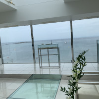 海を一望できるチャペル