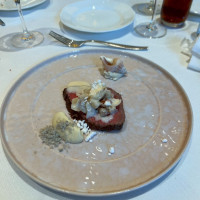 お料理はメインディッシュを試食してから決めました。