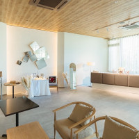 広くて開放感のあるロビーです。