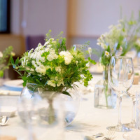 会食会場の装花は4種類のコーディネートから選択しました。