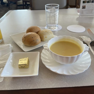 パンとスープも美味しかったです