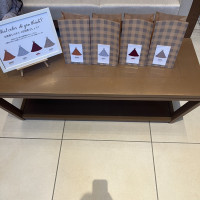 ドレス当てクイズの演出素敵でした。ペンライトも用意されてた