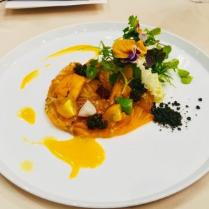 サーモンの前菜|762232さんのLAZOR GARDEN SAPPOROの写真(2495513)