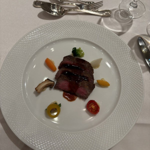 披露宴で出てきた料理。お肉がとても美味しい。|762233さんの品川プリンスホテルの写真(2493944)