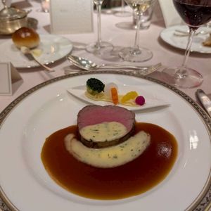 メインのお肉です。|762358さんのThe Okura Tokyo（オークラ東京）の写真(2660915)
