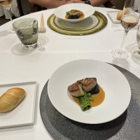 温菜です。フォアグラの味噌田楽と万願寺とうがらしと茄子です。