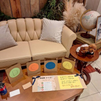 待合室にてクイズあて