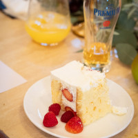 ウェディングケーキ