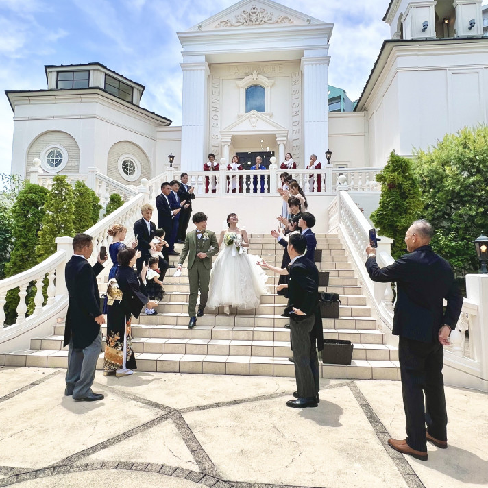 大階段・フラワーシャワー