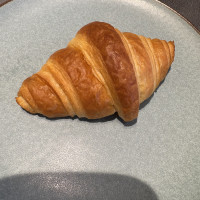 甘いクロワッサンです。
ララワッサンと呼ばれているそうです。
