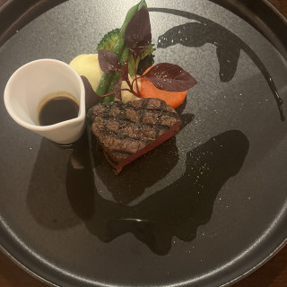 お肉　カチカチで噛みきれなかった