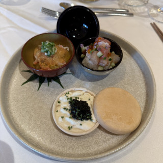 祝寿司、キャビア最中