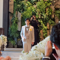 チャペルと新郎です。