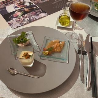 前菜の盛り合わせをいただきました