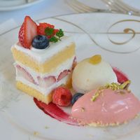 ゲストに振る舞われたケーキ