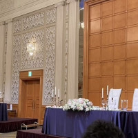会場自体が華やかでしたので、敢えて装飾は少なめにしました。