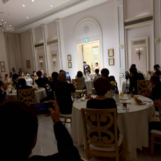 披露宴会場の光の演出も素敵でした