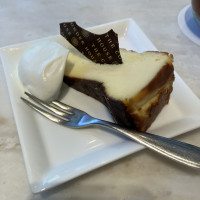 バスクチーズケーキ