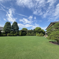 大きな庭。