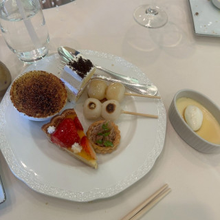 デザートブュッフェ