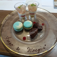 試食会(デザート)3種類。とも美味しかった。