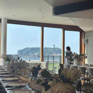 披露宴会場からも江ノ島が見えます。|763187さんのHOTEL AO KAMAKURA（ホテル 青 鎌倉）の写真(2498855)