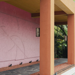 ブライダル側入口付近|763192さんのTHE LUIGANS Spa & Resort(ザ・ルイガンズ．スパ＆リゾート)の写真(2499010)