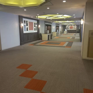 披露宴会場前の待合スペース